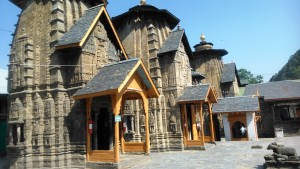Chamba, il Laxmi Narayan Group, un complesso di templi in pietra, risalenti al X-XI secolo, costruiti in stile sikhara tipico dell'Himachal.