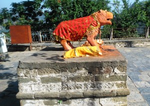 Chamba, scultura simbolica al Chmunda Devi Temple.