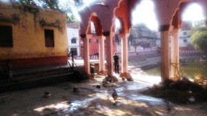 Varanasi, la piscina dedicata a Lachme, la dea del denaro.